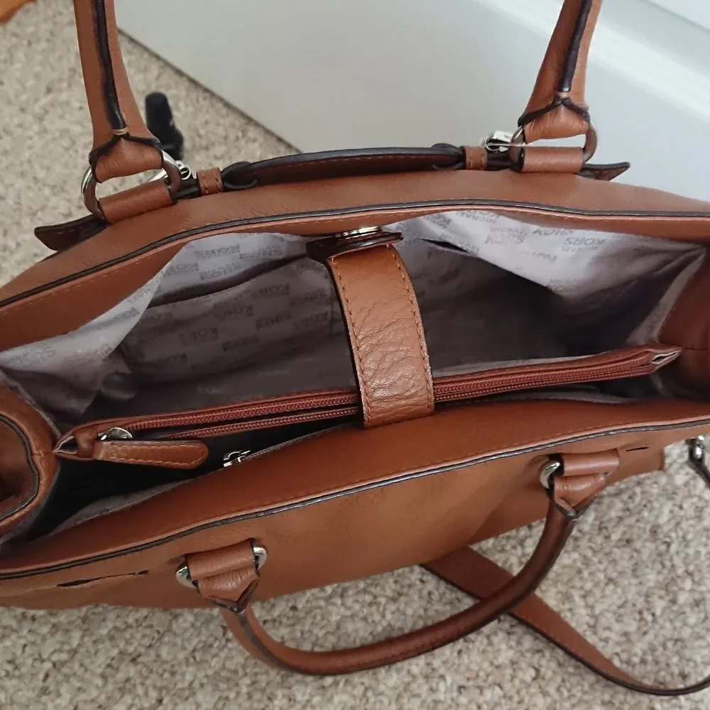 Michael Michael Kors Hamilton East West tote - in brown color
